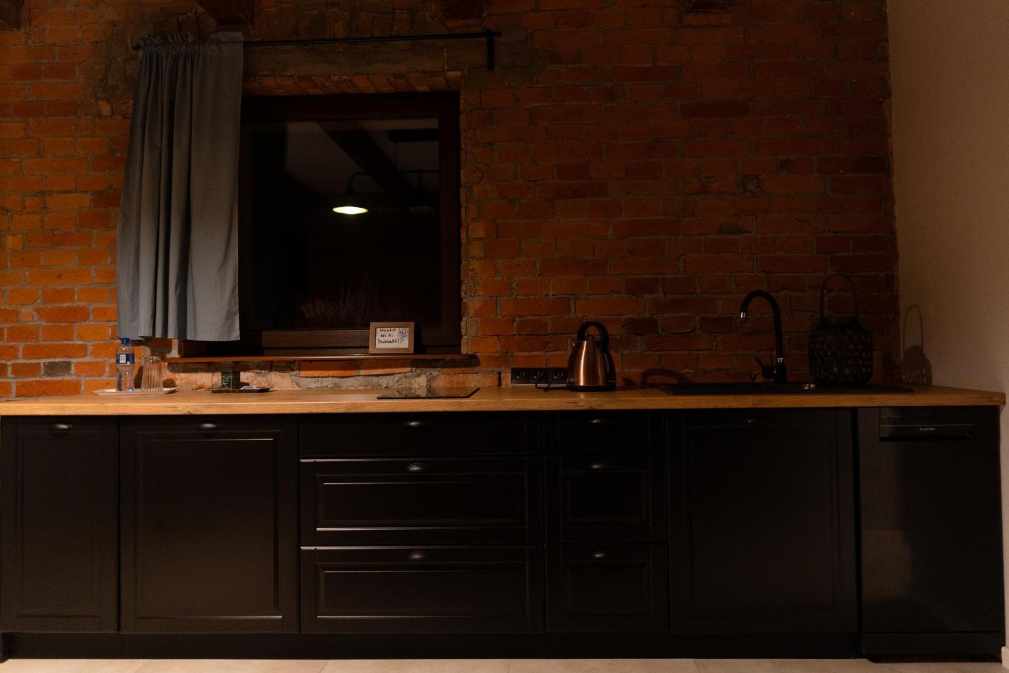 Uroczysko Olesnica Bed and Breakfast Chodzież Exteriör bild