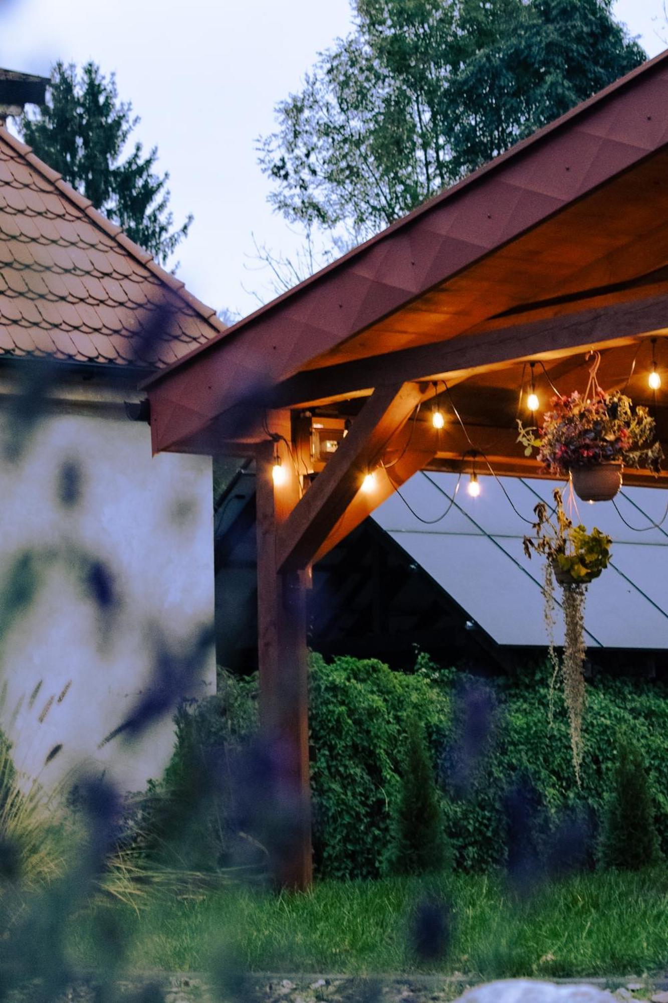 Uroczysko Olesnica Bed and Breakfast Chodzież Exteriör bild