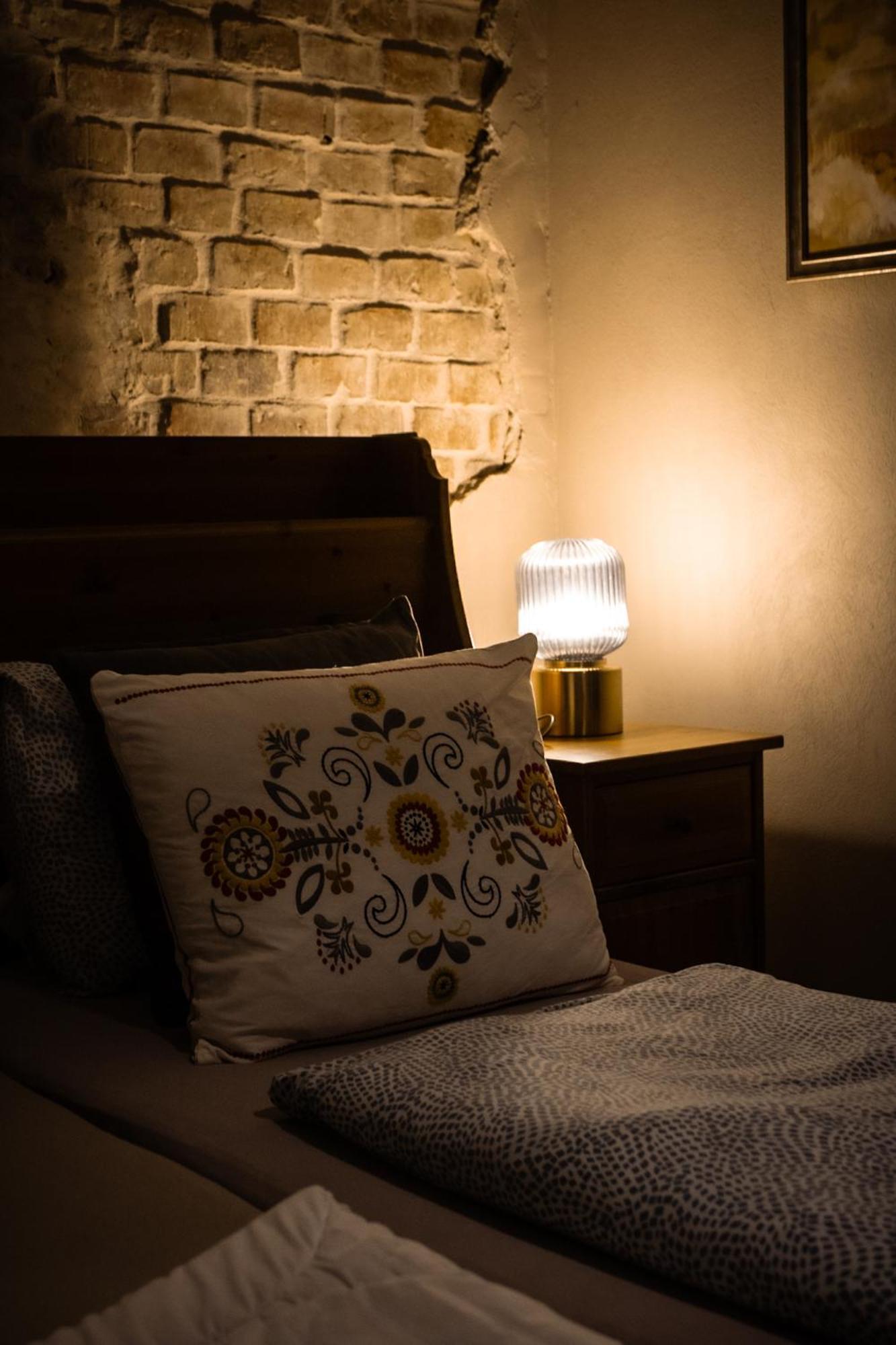 Uroczysko Olesnica Bed and Breakfast Chodzież Rum bild