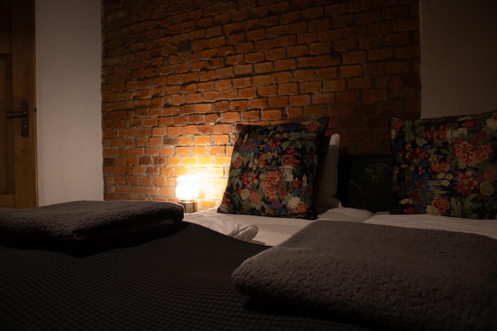 Uroczysko Olesnica Bed and Breakfast Chodzież Rum bild