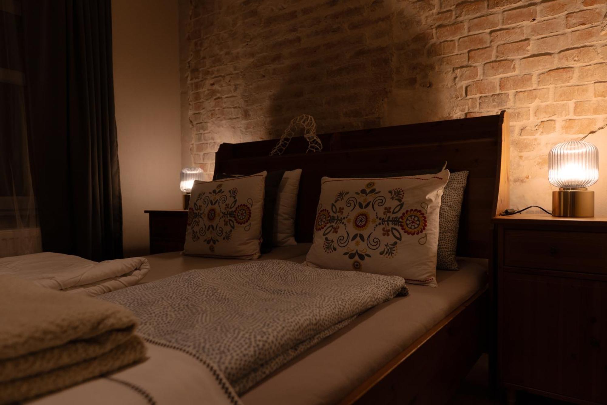 Uroczysko Olesnica Bed and Breakfast Chodzież Rum bild